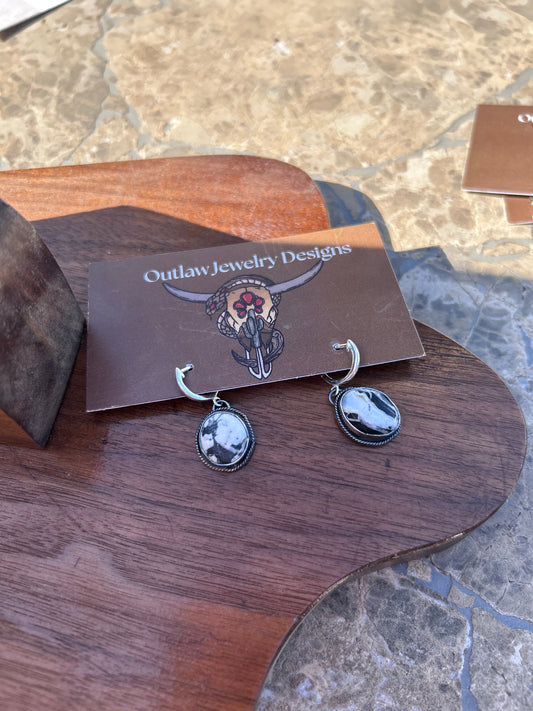 White Buffalo Huggies